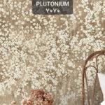 کاغذ دیواری کلاسیک گل سفید