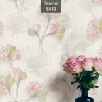 کاغذ دیواری گلدار صورتی