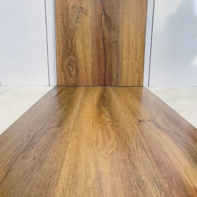 پارکت لمینت بلوط عسلی گرین وود دکوراسیون قلعه کاغذ دیواری